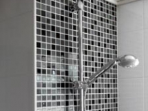 Kylpyhuonesaneeraus - I Vanhaistentie, Helsinki